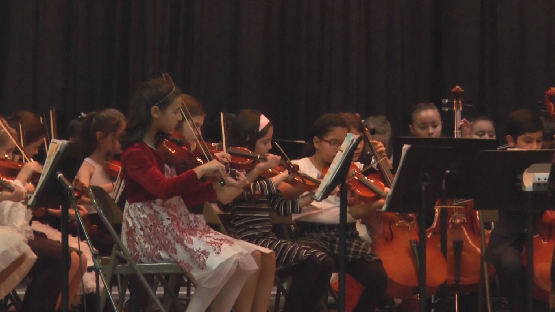 Thumbnail image for Middlebrook School Strings & Chorus Concert 12/19/19