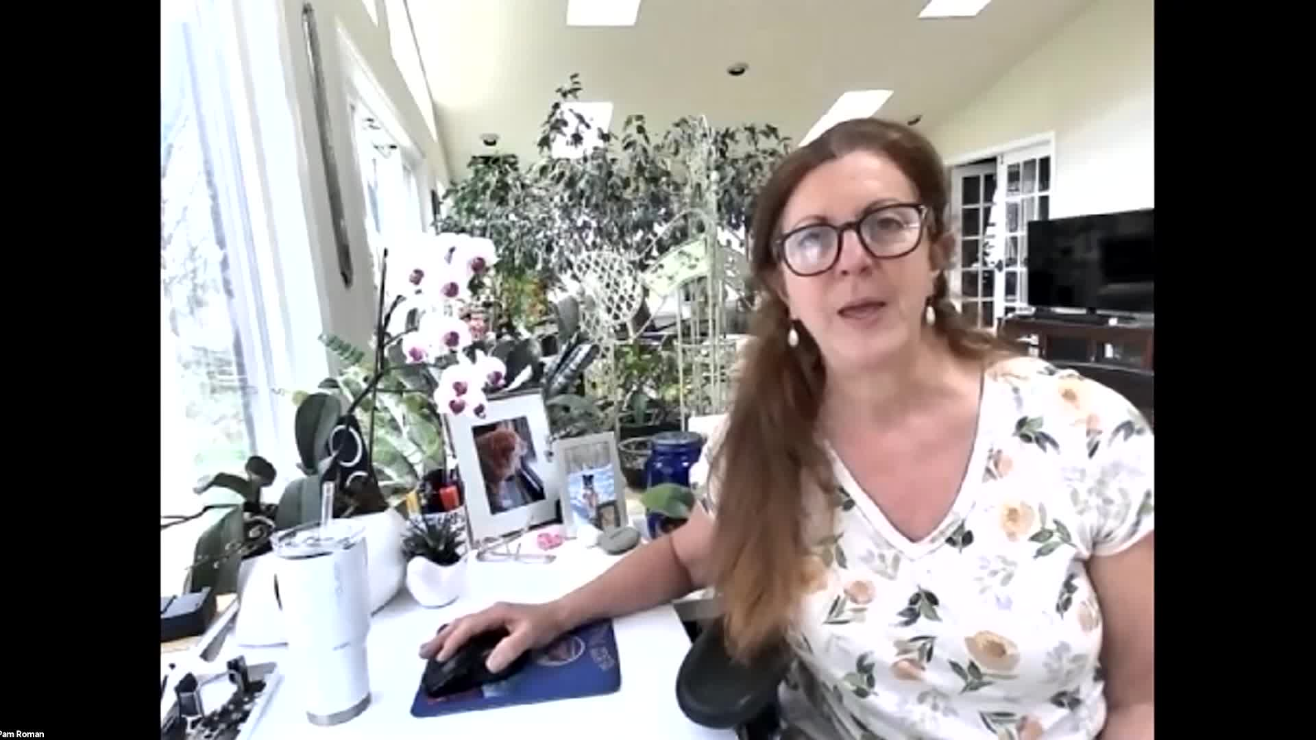 Thumbnail image for Sustainable Trumbull presents Pollinator Pathways: Improving Biodiversity in our own Yards!